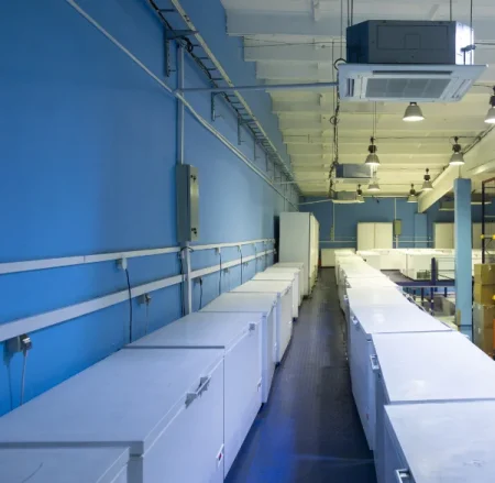 Wyposażenie chłodnicze sklepów, restauracji, magazynów.